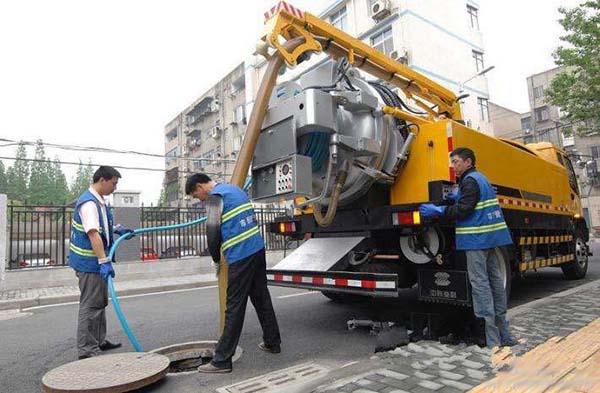 化糞池清理及管道疏通